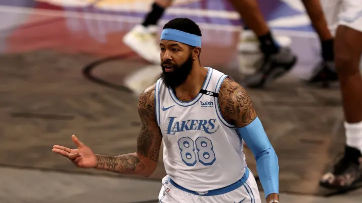 Membaca Pertahanan Basket