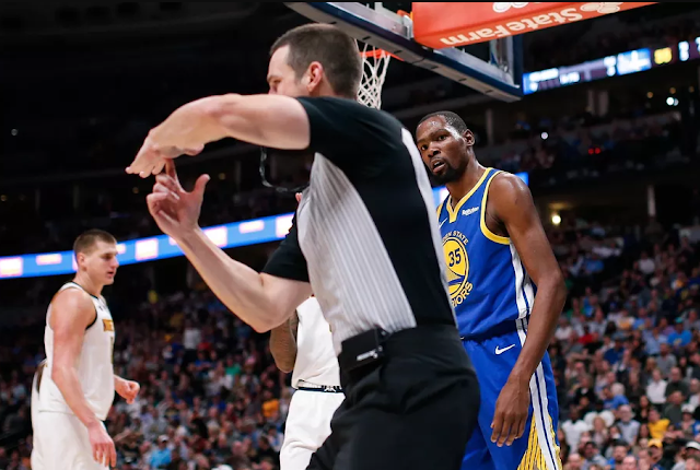 Time Out dalam Basket